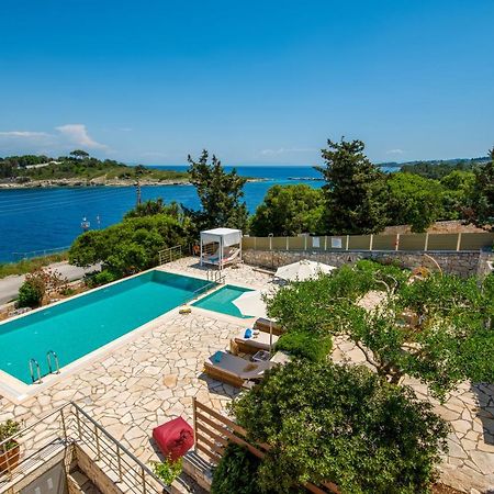 Villa Terra Del Nonno With Sea Views & Pool Гайос Экстерьер фото