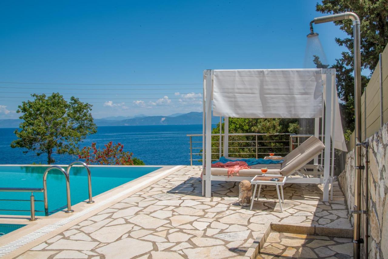 Villa Terra Del Nonno With Sea Views & Pool Гайос Экстерьер фото